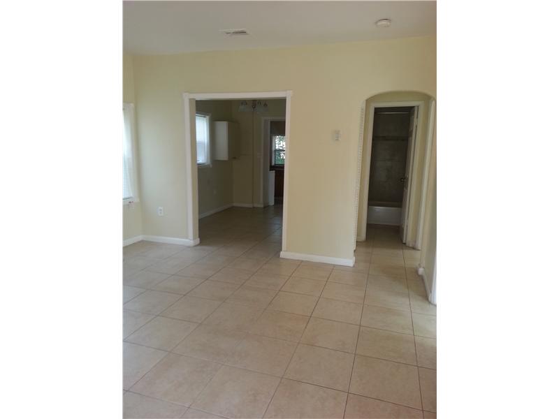 1483 NW 58 ST