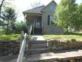 132 Cliff Dr
