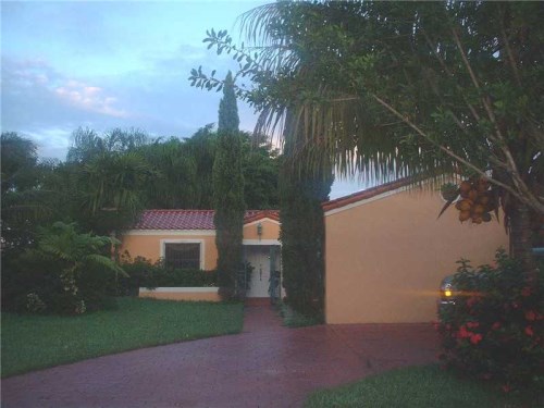 15740 SW 147 AV