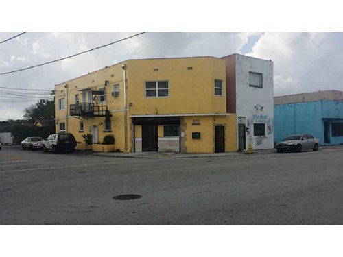 6300 NW 15 AV