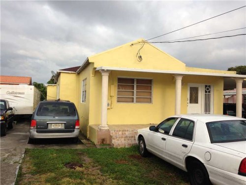 301 SW 63 AV