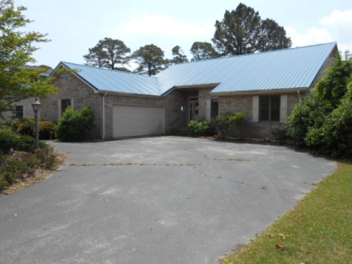916 Pelican Dr