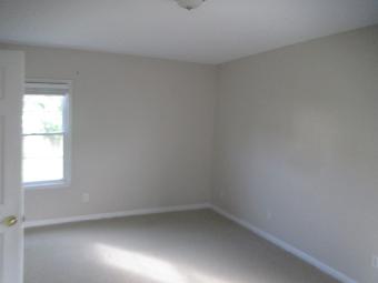 402 Broadwater Dr
