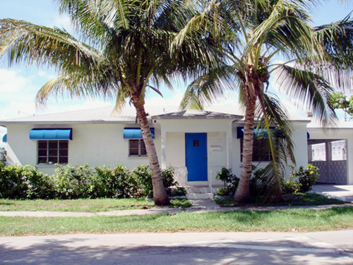 2208 N 20 Ave