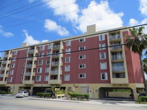 1010 NW 11th St Apt 306