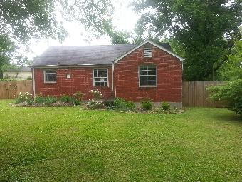 220 Cottage Ln