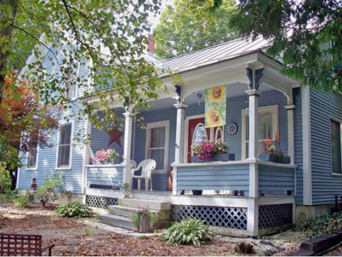 482 Clarendon Avenue
