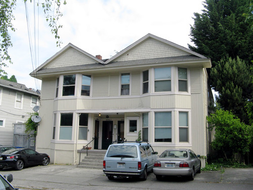 1008 E Harrison St SOLD