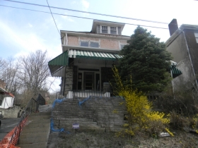 542 Francis Street