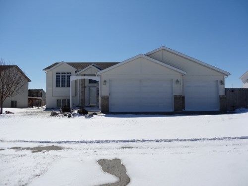 1686 Oakwood Drive