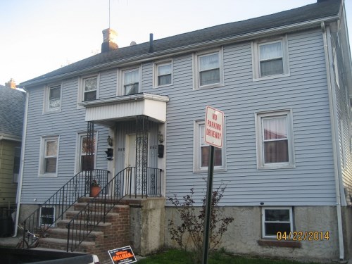 860 -862 Bond Street