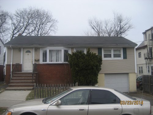 404- 406 E 29th St
