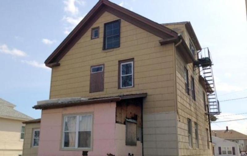 27 -29 Rangeley Ave