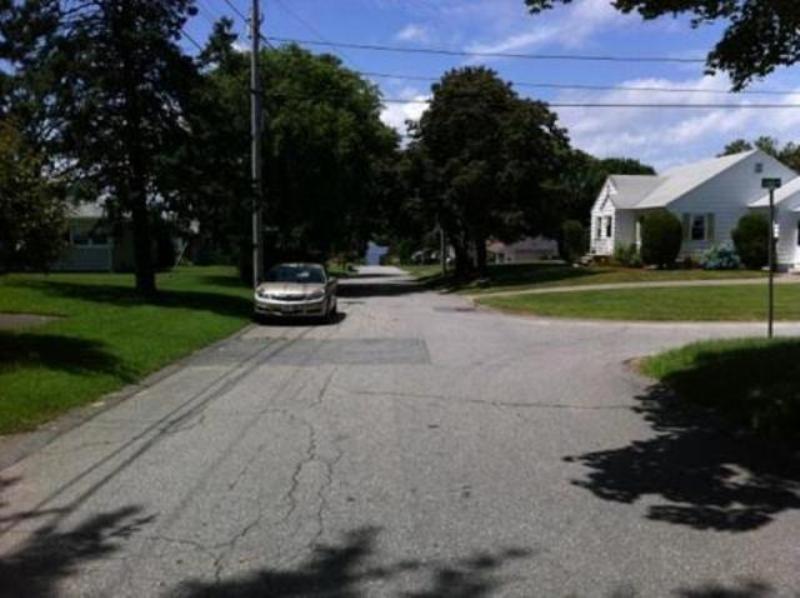8 Kearns Ave