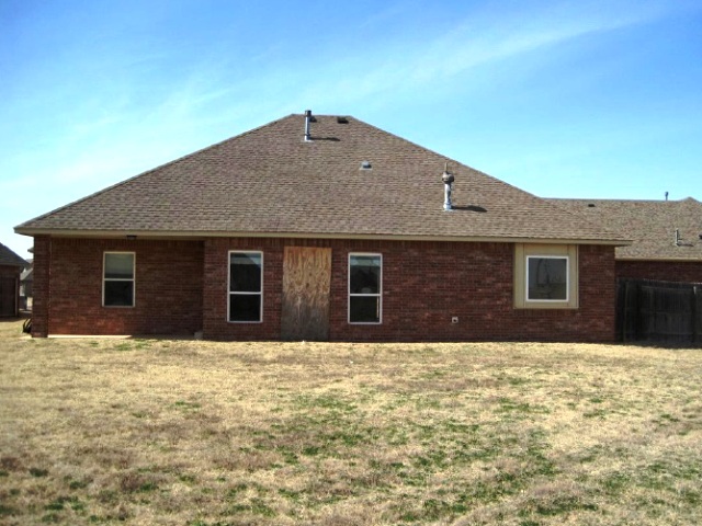 1616 NW 164th Cir