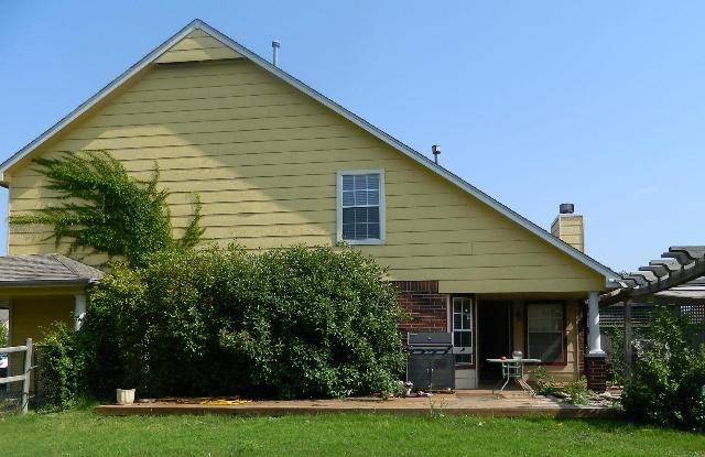 9202 North 100th East Court