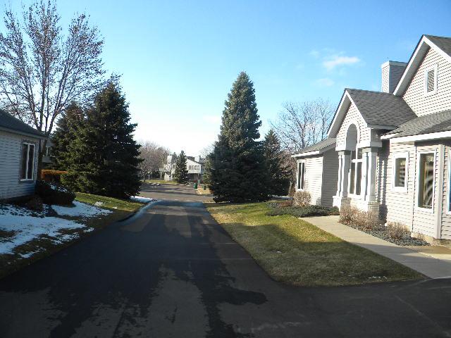 2570 Sumac Ridge