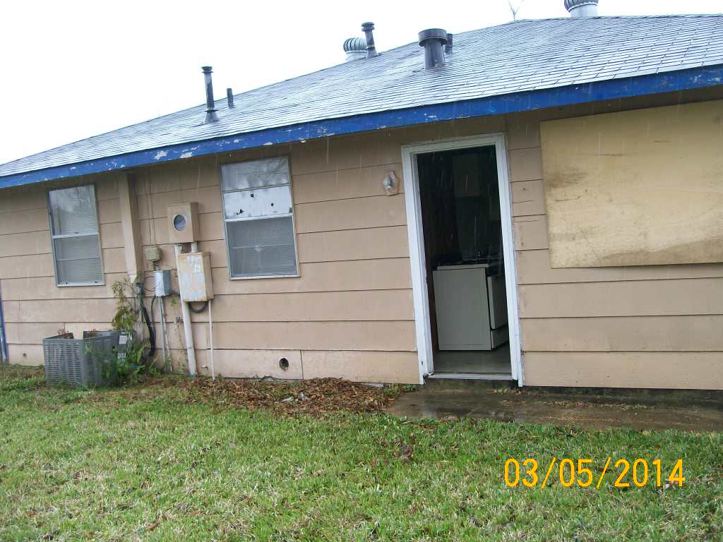 2721 Erin Dr