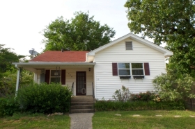 928 Rector St