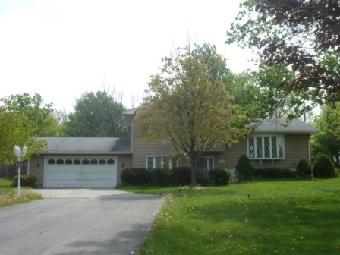 1942 Hawthorne Dr