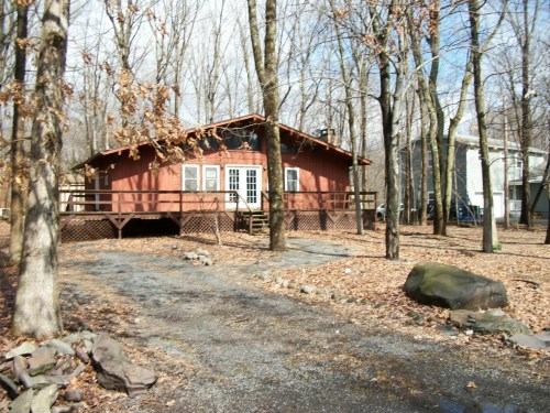 95 Fernwood Dr