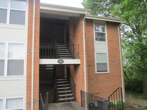 2020 Greenglen Dr #304