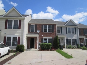 1236 Oakwood Dr