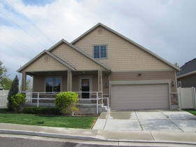 1013 W 250 N
