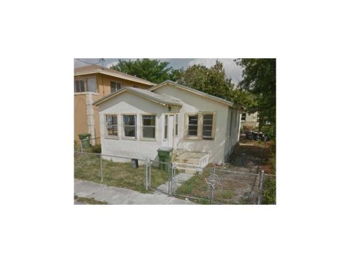 1555 NW 62 TE