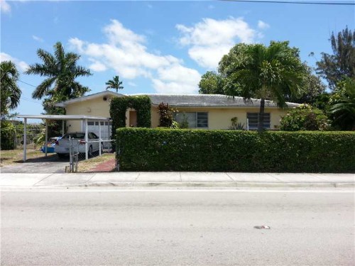 10801 NW 17 AV
