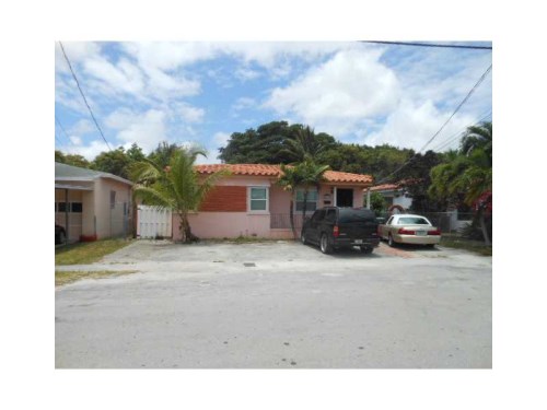 320 SW 48 CT