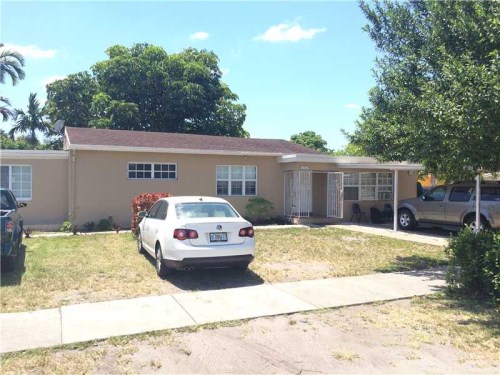 1350 SW 73 AV