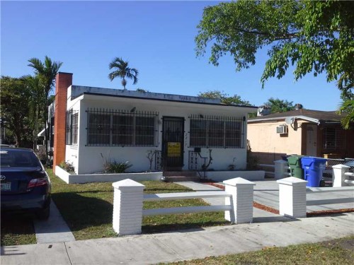 2217 SW 11 ST
