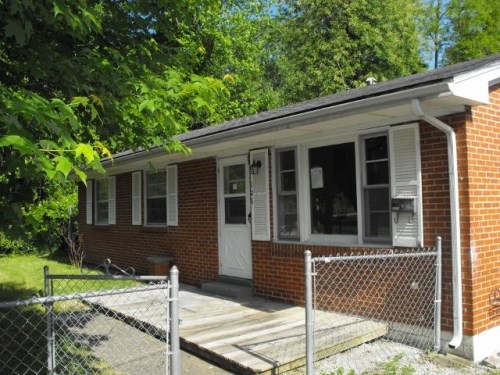 126 Phillips St