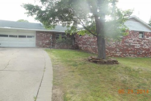 4915 SE Fordham Dr