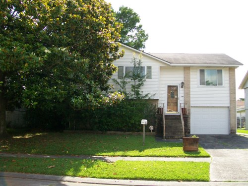 208 Appletree Lane