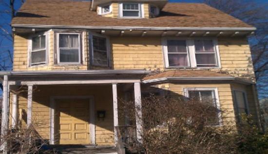 65 Mora Street