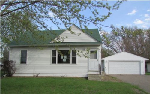 46 Pine Dr