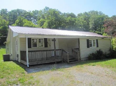 5418 Bland Lane