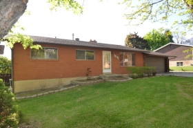 3075 North 100 East