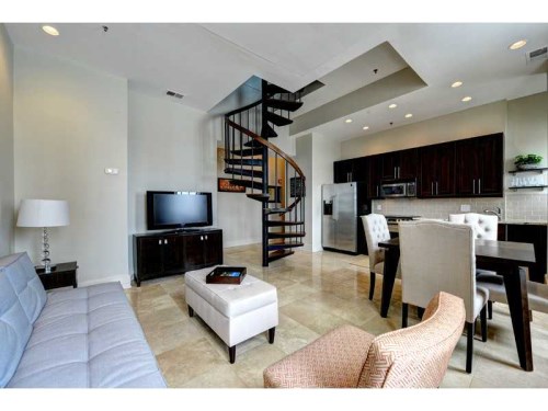 Unit 1009 - 30 5th Street