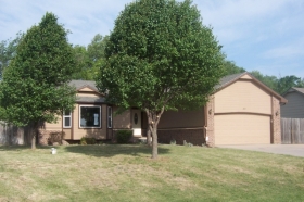 747 S Highland Dr