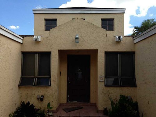 231 SW 136 AV