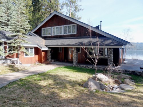 205 W Lake Street