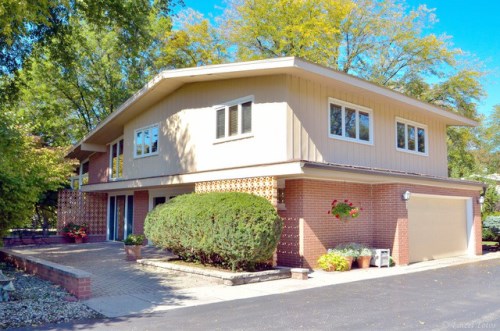 888 Country Club Road