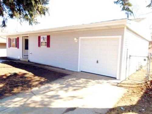 37 Evergreen Ln