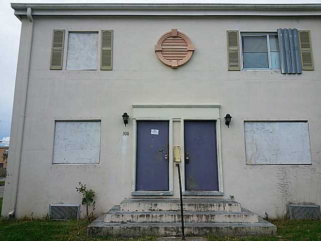 300 NW 85TH STREET RD # 300