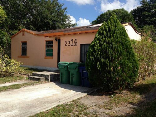 2314 NW 85 ST