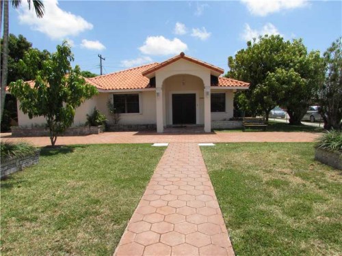 5035 SW 102 AV