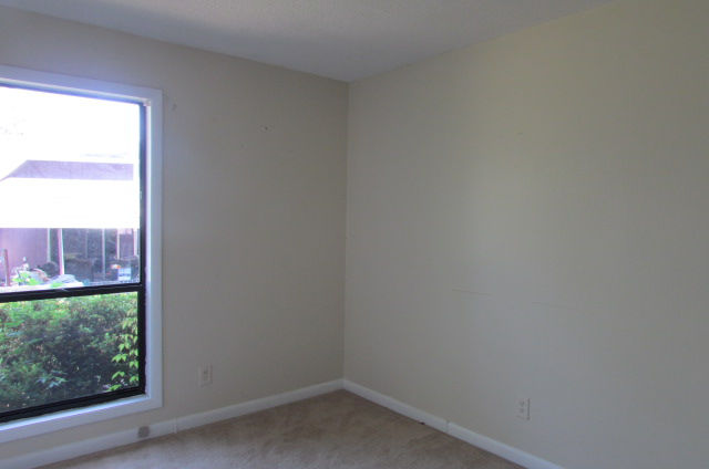 4425 Spinel Dr